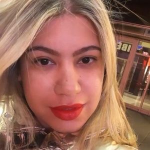 Meet your Posher, Renata